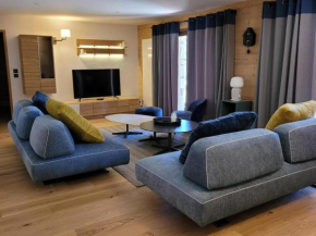 Appartement Spa Avec Terrasse, Billard, Babyfoot et Sauna à 500m des Pistes, Parking Inclus - FR-1-275-184